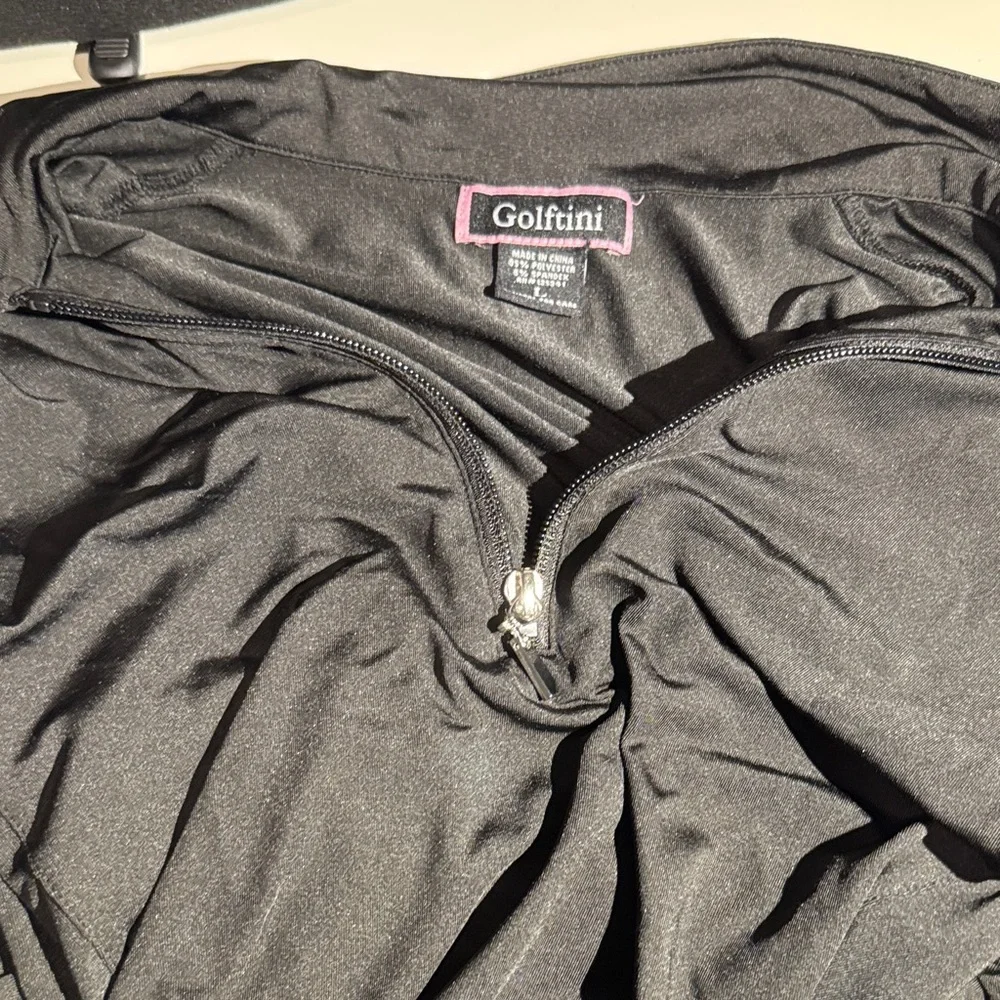 Golftini ⛳️ Black Women's Long-Sleeve Zip Collar Top - Picture 5 of 5